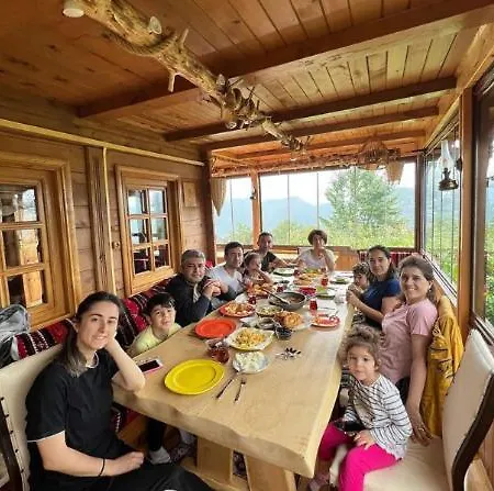 Selin Yasam Evi Homestay *